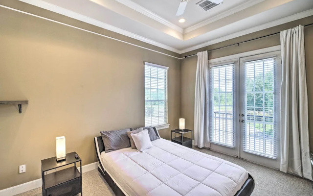 photo 5 of Pet-friendly Houston Home - 3 Mi to NRG Stadium!