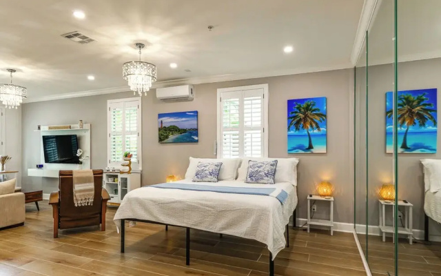photo 3 of Pet-friendly Studio: 6 Mi to Jupiter Beach Park!