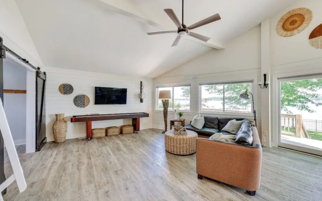photo 2 of Pet-friendly Lake Norman Home With Boat Dock!