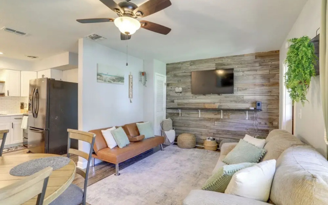 photo 5 of Pet-friendly Largo Escape w/ Fire Pit!