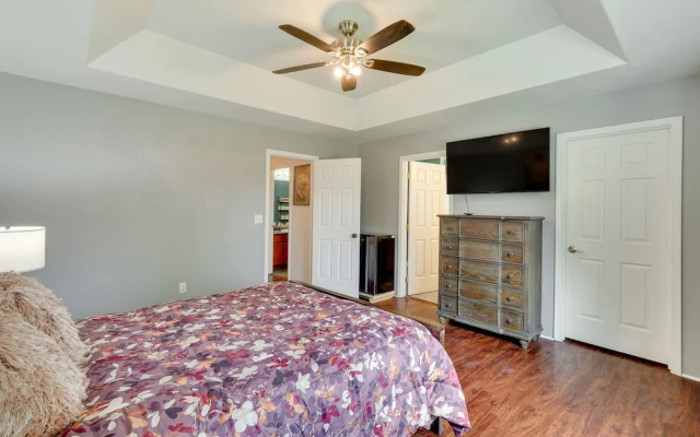 photo 2 of Pet-friendly Medford Vacation Rental w/ Yard!