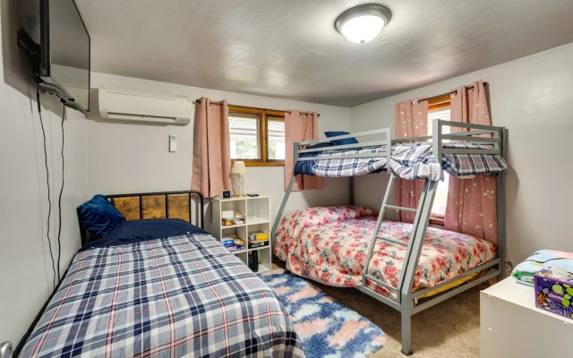 photo 3 of Pet-friendly Ohio Retreat w/ Patio & Fire Pit!