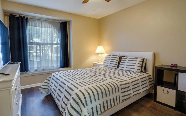 photo 4 of Pet-friendly Yard! Home Near State Farm Stadium