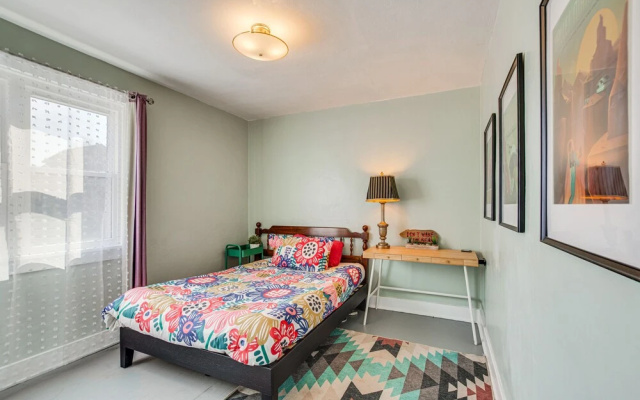 photo 4 of Pet-friendly Pittsburgh Home: 3 Mi to Downtown!