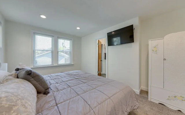 photo 2 of Pet-friendly St Louis Home w/ Grill & Backyard