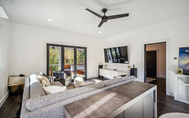 photo 2 of Pet’s FREE! Modern luxury steps from Russian River by Redawning