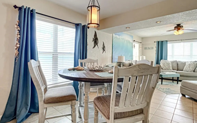 photo 4 of Ph6a Palm House Gorgeous Beachfront Condo, New Smyrna Beach