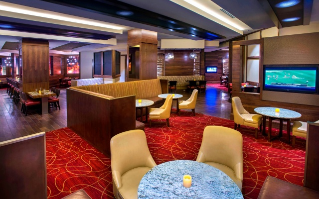 photo 2 of Philadelphia Airport Marriott