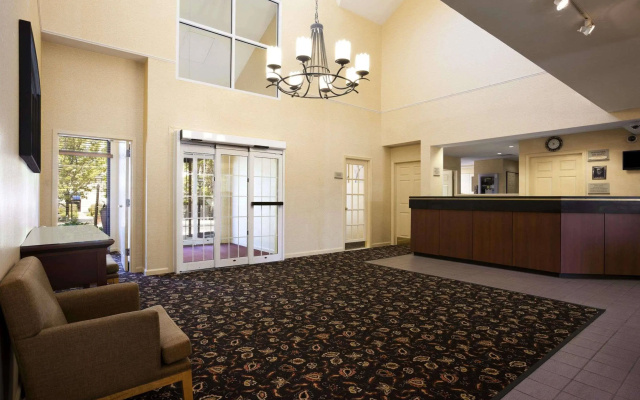 photo 2 of Philadelphia Suites-Extended Stay