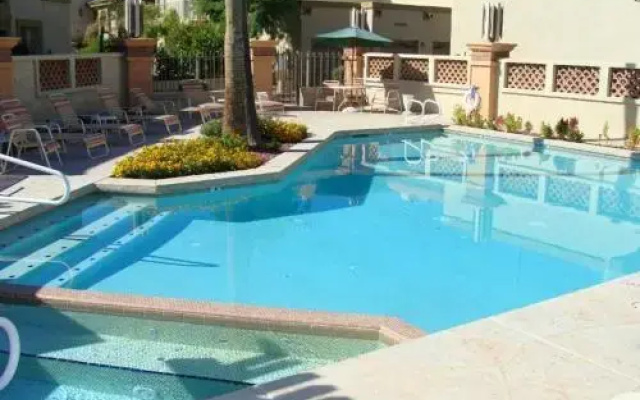 photo 4 of Phoenix Condo