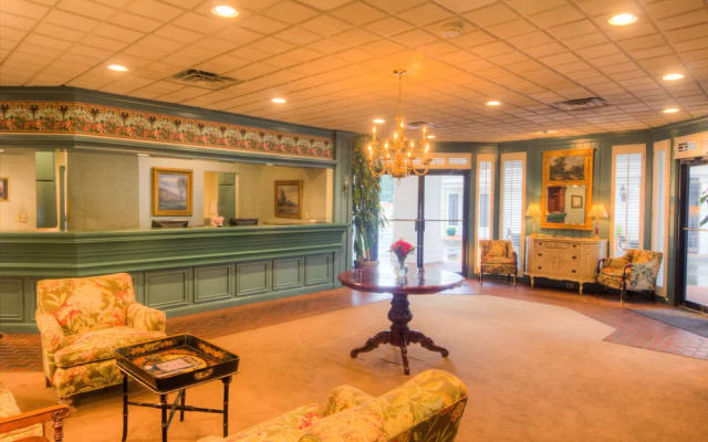 photo 2 of Phoenix Greenvilles Inn