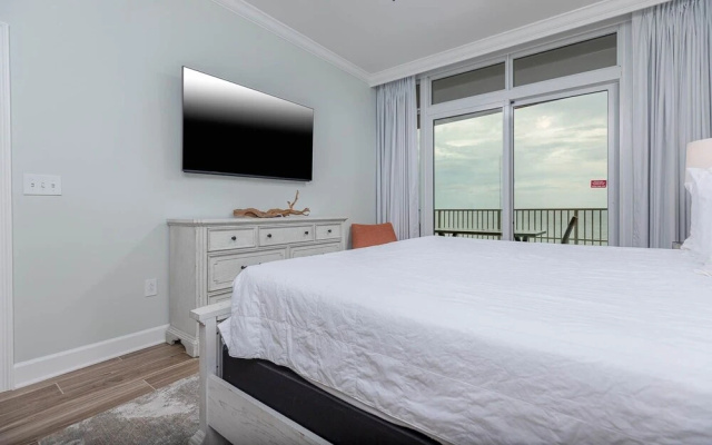 photo 5 of Phoenix Gulf Towers 704 4 Bedroom Condo
