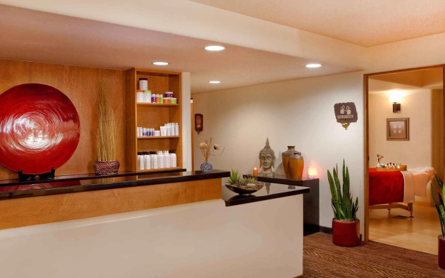 photo 2 of Marriott Phoenix Resort Tempe at The Buttes