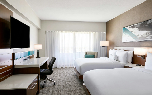 photo 2 of Delta Hotels by Marriott Phoenix Mesa