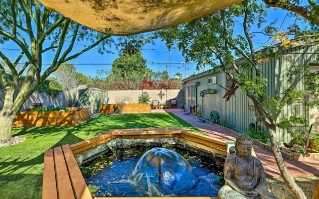 photo 3 of Phoenix Vacation Rental: 2 Mi to Downtown