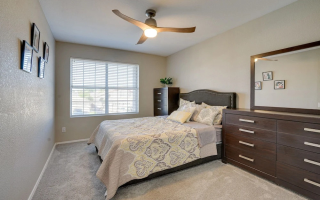 photo 4 of Phoenix Home w/ Private Pool, 16 Mi to Downtown!