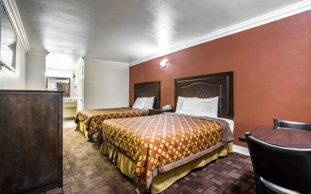 photo 5 of Pico Rivera Inn and Suites