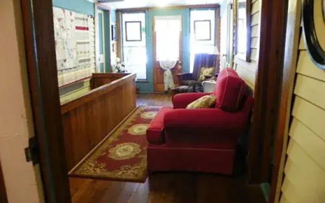 photo 3 of Piedmont House