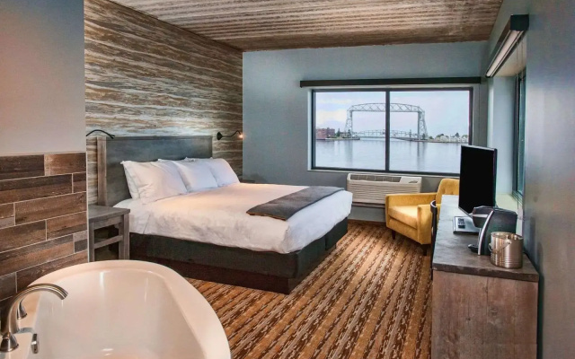 photo 2 of Pier B Resort