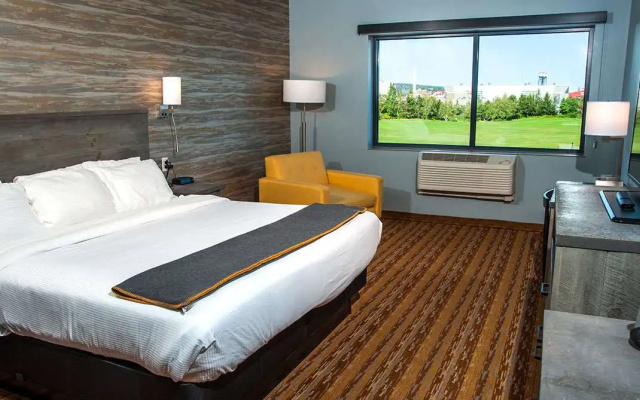 photo 4 of Pier B Resort