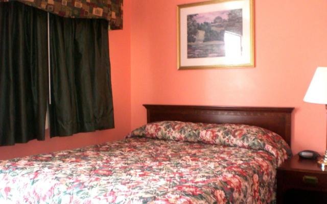 photo 2 of Pilgrim Inn & Cottages