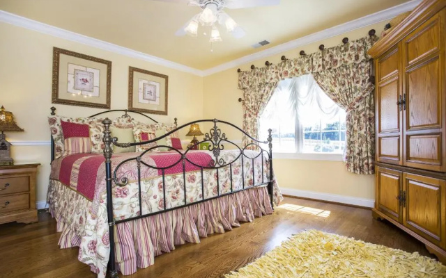photo 4 of Pillow and Paddock B&B