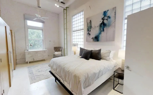 photo 2 of Pillsbury Lofts