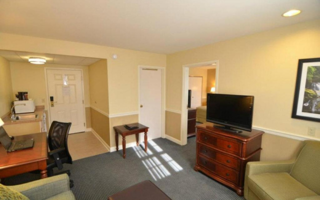 photo 3 of Pine Barn Inn