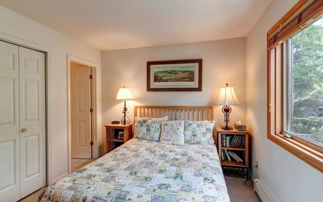 photo 5 of Pine Creek Lodge by RedAwning