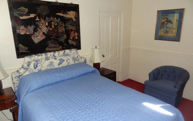 photo 3 of Pine Inn