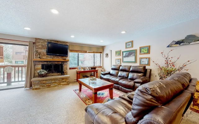 photo 4 of Pine Ridge Condominiums