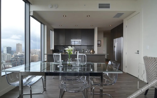 photo 2 of Luxe Hubs Corporate High Rise Apartments on Pine