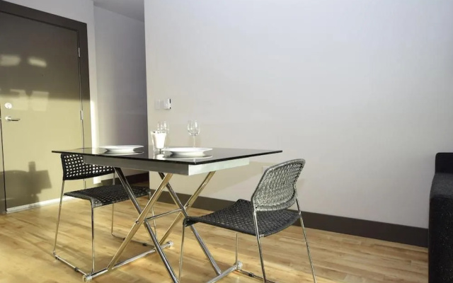 photo 4 of Luxe Hubs Corporate High Rise Apartments on Pine