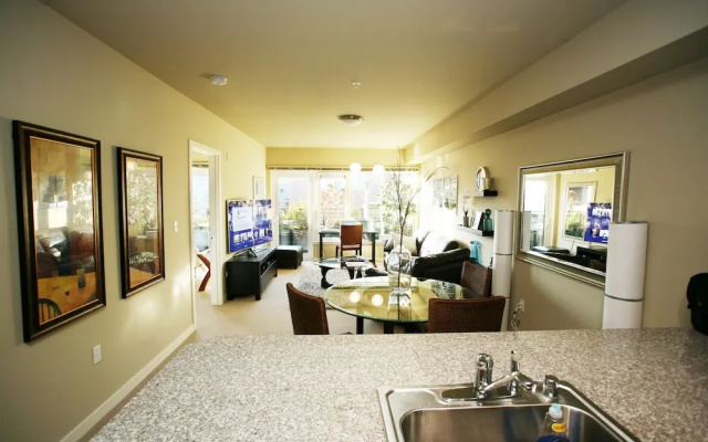 photo 3 of Pine Street Condos