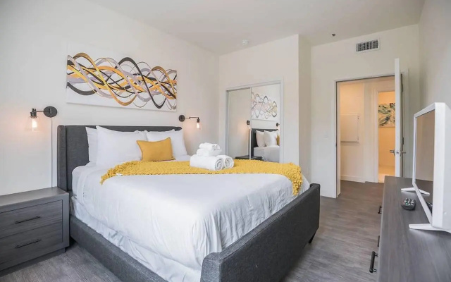 photo 5 of Pine Suite - 102