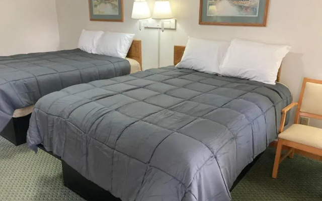 photo 4 of Pine Valley Motel
