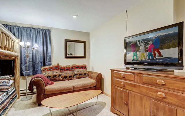 photo 3 of Pinemark Townhomes #11 3 Bedrooms 3 Bathrooms Townhouse