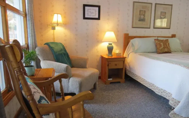 photo 2 of The Pines Country Inn