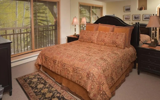 photo 2 of 3br Slopeside Beaver Creek  Ski-in, Sleeps 10 3 Bedroom Townhouse by RedAwning