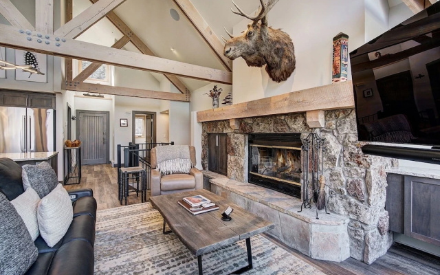 photo 4 of 3br Slopeside Beaver Creek  Ski-in, Sleeps 10 3 Bedroom Townhouse by RedAwning