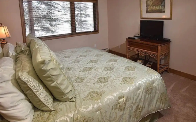 photo 3 of Pines Townhome