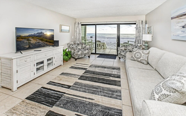 photo 5 of Pirate Cove Villa 117  by Best Beach Getaways