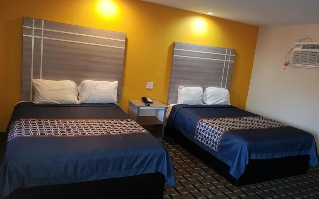photo 2 of Place Inn