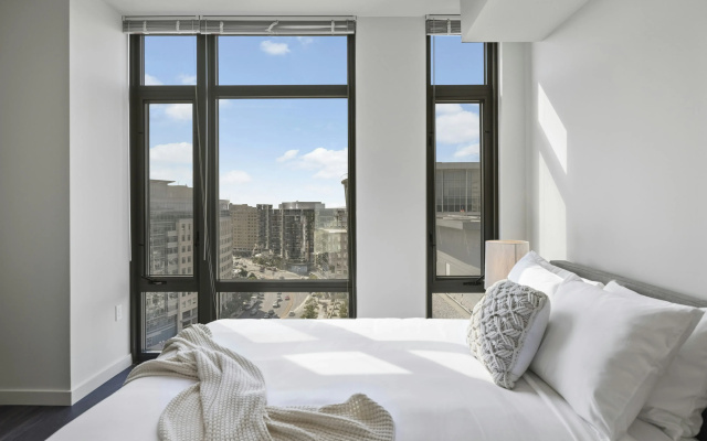 photo 4 of Placemakr Marymount Ballston