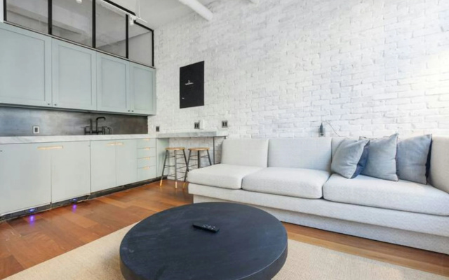 photo 2 of Placemakr Wall Street