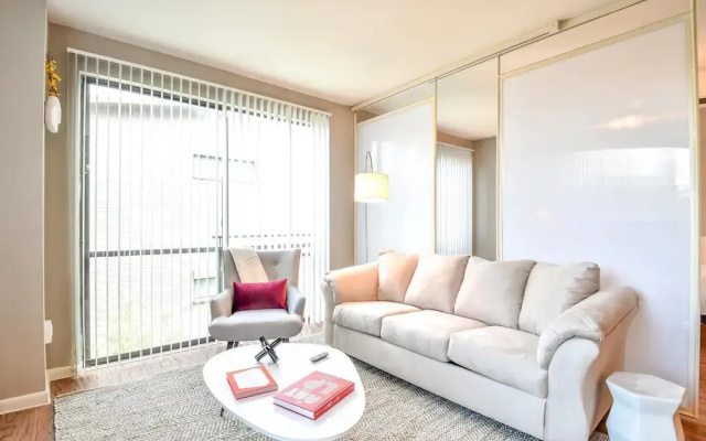 photo 3 of Plano Dreamy Studio Apartment