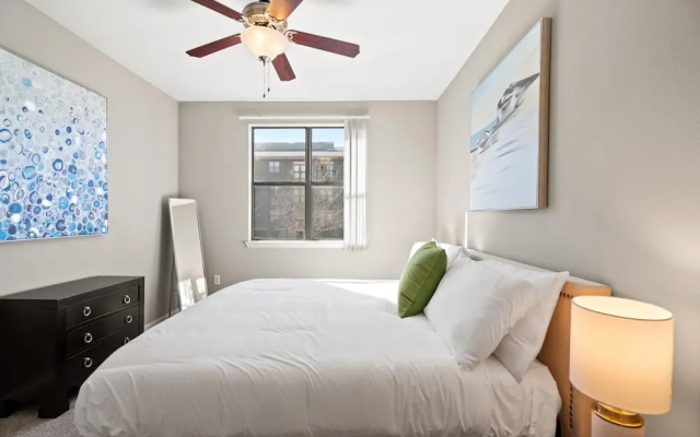 photo 4 of Plano Executive 1BD 1BA Apartment
