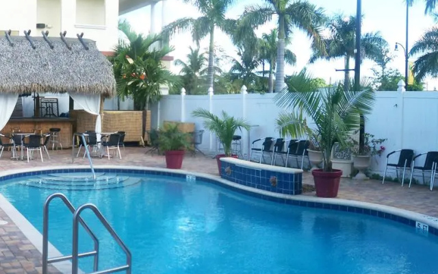 photo 5 of Plantation Inn Hotel & Lounge