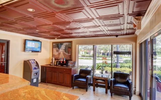 photo 4 of Plantation Inn Hotel & Lounge