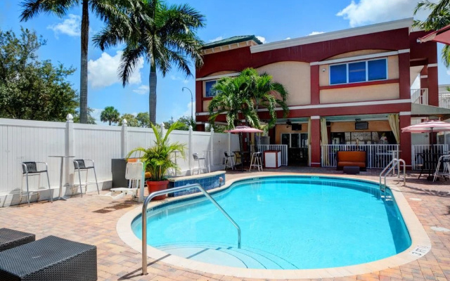 photo 5 of Plantation Inn Hotel & Lounge